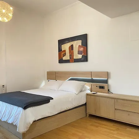 Puerta Del Sol - Centro Διαμέρισμα Βίγκο